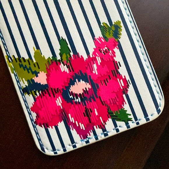 NWT Vera Bradley Pen Pouch- Pattern: Water Bouquet Stripe - Picture 4 of 7